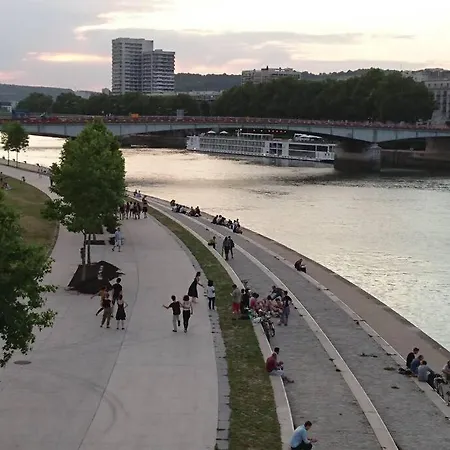 Grand Studio Centre-ville Zen & Vivant * ルーアン